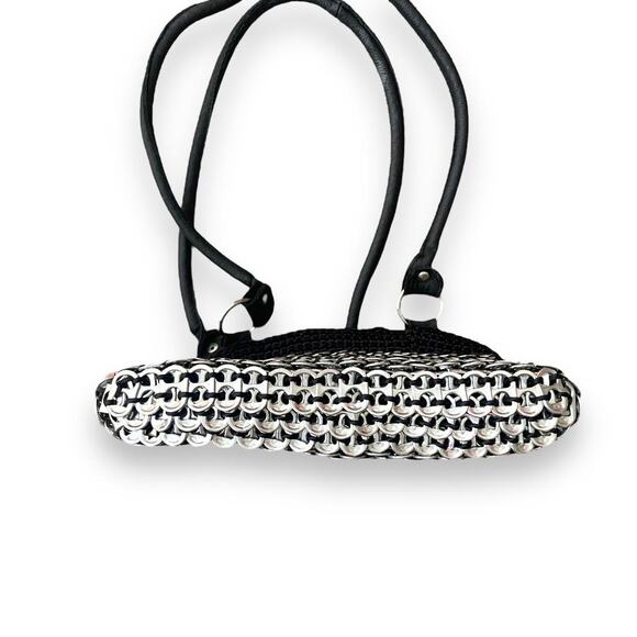 Women black bag. Made with Recycle coke can tops - Picture 3 of 12